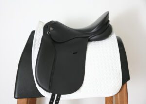 KN Symphonie Dressage Saddle