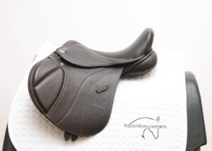 GFS Monarch Pony Jump Saddle 15" Adjustab;e Tree SN 24040771