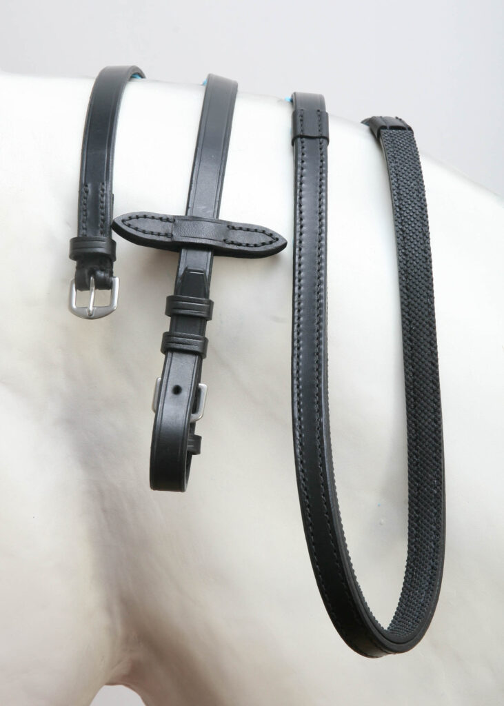 Dobert Classic Rubber Lined Leather Reins Black Inv 6182